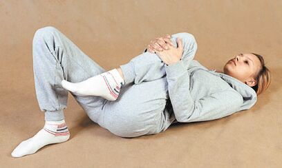 Awọn adaṣe fun arthrosis ti apapọ orokun