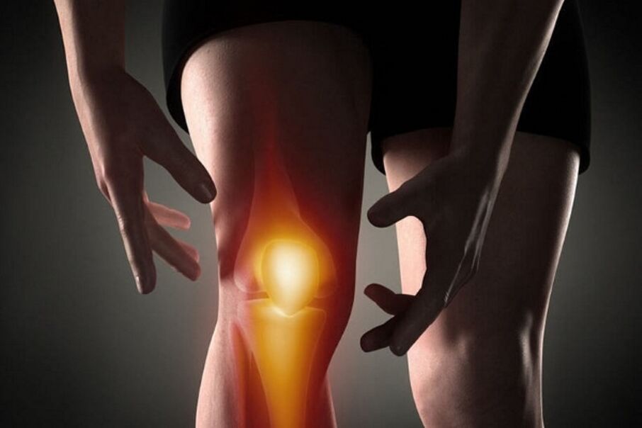 Pẹlu arthrosis, irora di okun sii nigba gbigbe